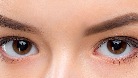割完双眼皮15天还有肿怎么办 割完双眼皮15天还有肿怎么办