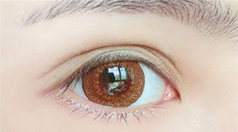 �۾�������Ȼ����