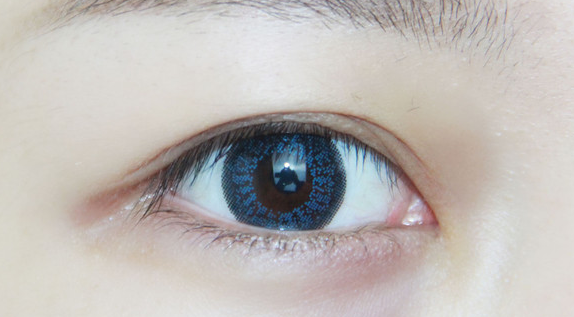 ���۽Ǹ�˫��ƤЧ������