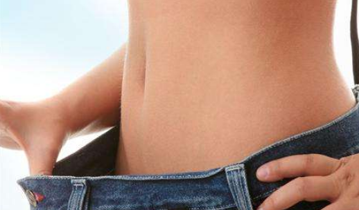 咋能瘦腿瘦肚子不瘦胸