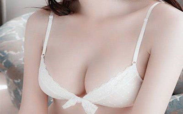 皮瓣法联合内支撑物乳头再造 皮瓣法联合内支撑物乳头再造