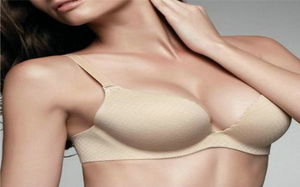 乳房重建手术费用