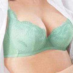 副乳切除价格 副乳切除价格