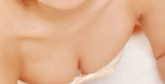 女孩子怎样丰胸