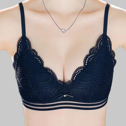 怎么隆胸的 怎么隆胸的