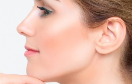 上颌骨突出矫正多少钱