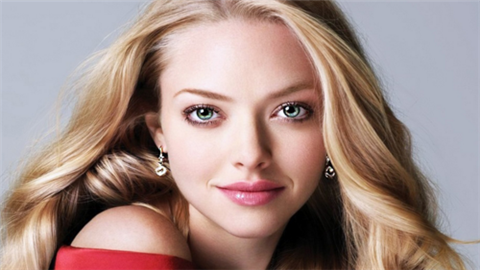 �Ϻ��շ�ǽ���������һ���Ƕ���