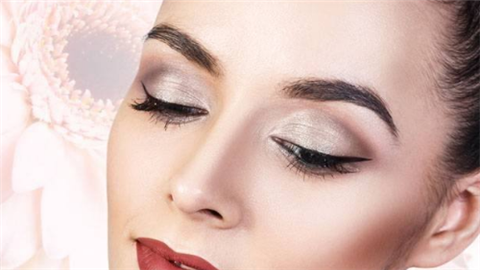 �շ�ǽ����з�����