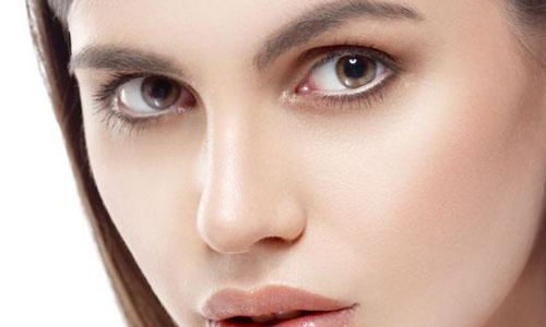 �շ�ǽ����������Ƕ���