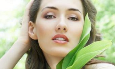 垫鼻基底痛苦吗 垫鼻基底痛苦吗