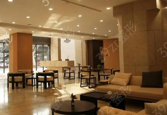 ������������ҽԺ����ǰ��