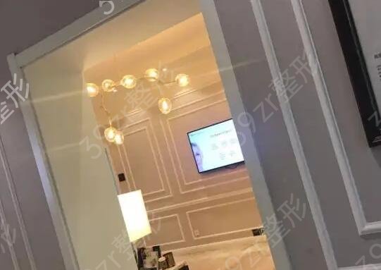 ���ע��ȥ������ҽԺ�ļҺ�