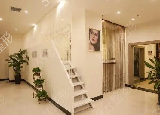 ֣�ݽ��¿�˥ҽԺ�ļҺ�