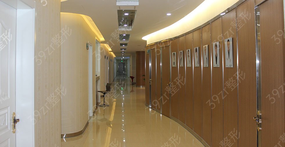 2022-2022全国植发医院排行榜前十权威汇总_曙光、丝缘惊艳上榜