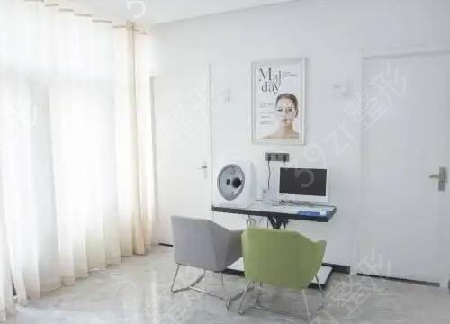 �人�Z�����ҽԺ�۸��