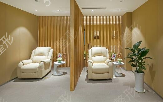 ���ݸ�˫��Ƥ�ļ���������ҽԺ���ñȽ���Ȼ