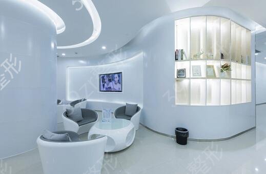 ������������ҽԺ����ǰ��λ����