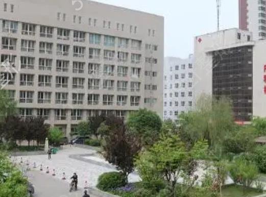 ������������ҽԺ����-����ǰ��ǿ