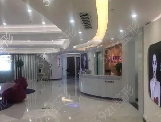 �𻪱ȽϺõ�¡�����λ�������ǰ��