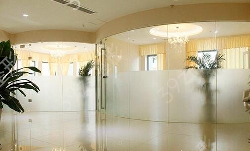 �ɶ�������������������ҽԺ���а�