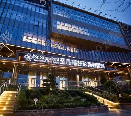 �ɶ�*����ĸ�ҽԺ��