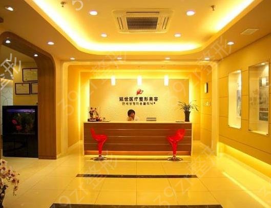 ������ȫ��˫��Ƥ�õ�ҽԺ�Ƽ��ĸ�