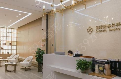 �ɶ���˫��ƤʮǿҽԺ��������