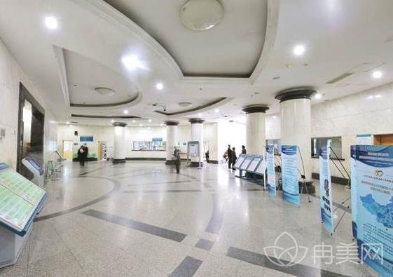 ����ʡ��ҽԺ����������Ƽ۸����پ�ϲ��Ϯ