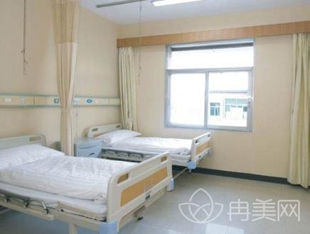 ��������ʺ�ƽҽԺ�������ݿƼ۸����Ѳ��ĸ���