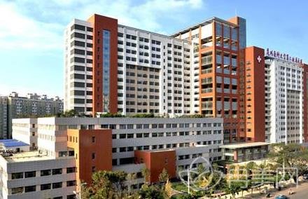 昆明双眼皮医院医生排行榜