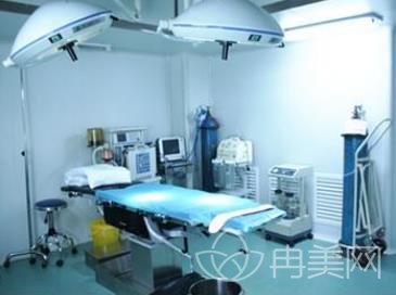 �ߺ��ڶ�����ҽԺ���μ۸��һ��_ר���ó�