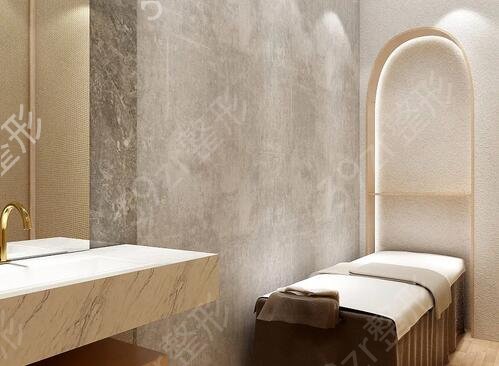 ����������������ҽԺ����ǰ��