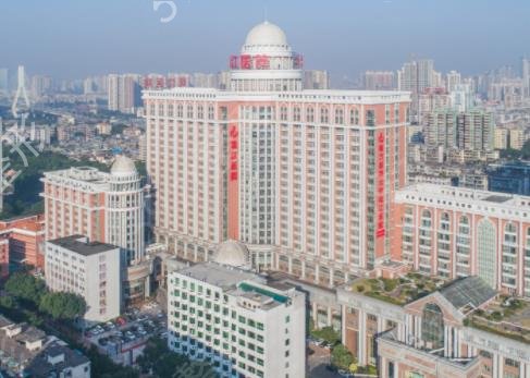 ��ݸ��˫��Ƥ����ҽԺ������ǰ�˹���