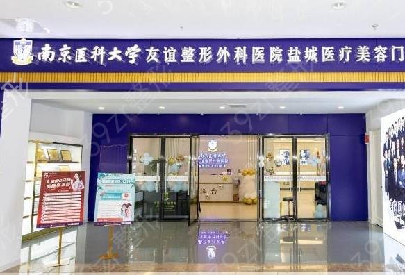 �γ���˫��Ƥ�ļҺ�