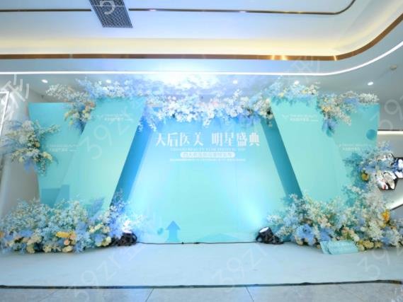 ��ݸ��¡���ļҺ�