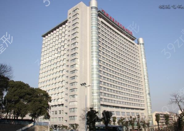 �ߺ���������������ȫ���̵�_ǰ��������˭