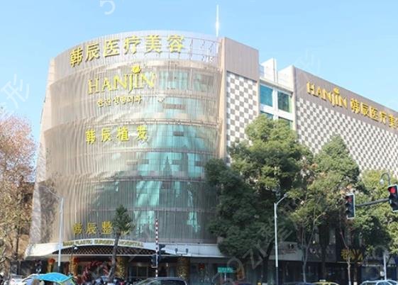 �Ͼ�����������ҽԺǰ��ǿ����