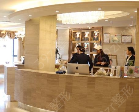 成都割双眼皮十强医院哪家可靠