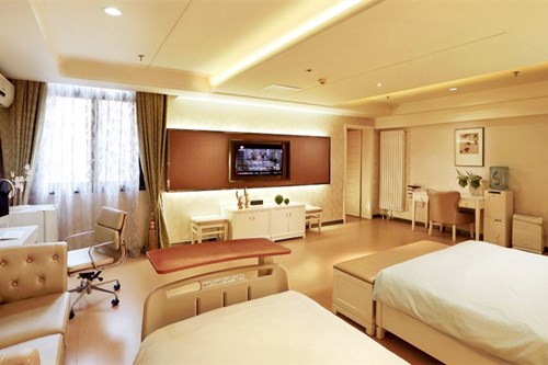 ���ϴ�ѧ�����д�ҽԺ��ǻ��