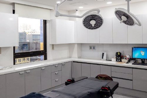 �Ͼ�����˫��Ƥ���ο�